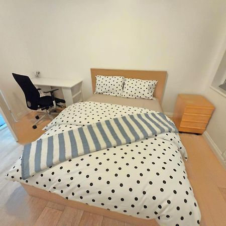 Chariss Room 5 Norwood Екстериор снимка